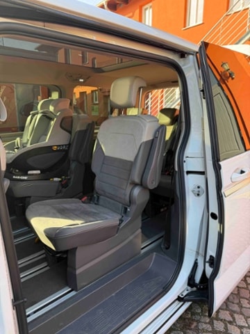 Volkswagen Multivan 2.0 TSI Lang T7