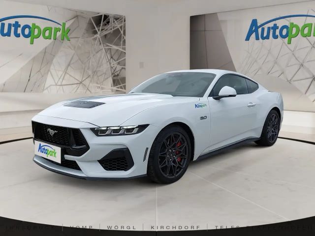 Ford Mustang Fastback GT 5.0 V8