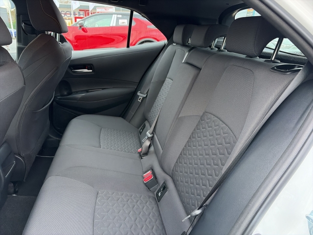 Toyota Corolla 5-deurs Basis