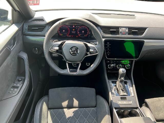 Skoda Superb 2.0 TDI Combi