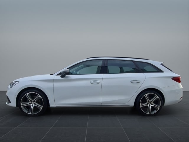 Seat Leon 1.5 eTSI DSG Plus Sportstourer