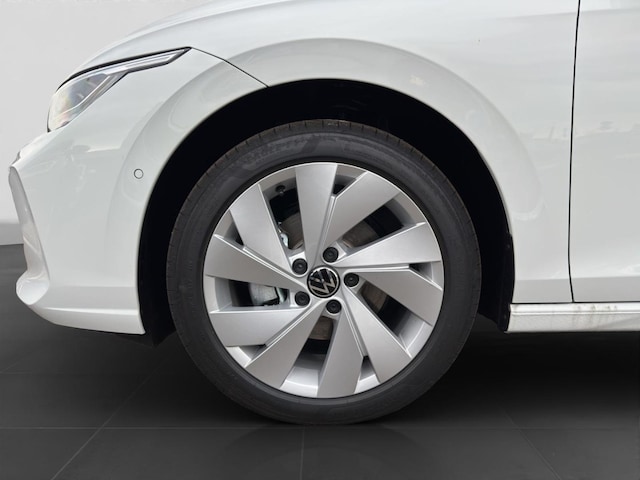 Volkswagen Golf 1.5 TSI DSG Life Variant