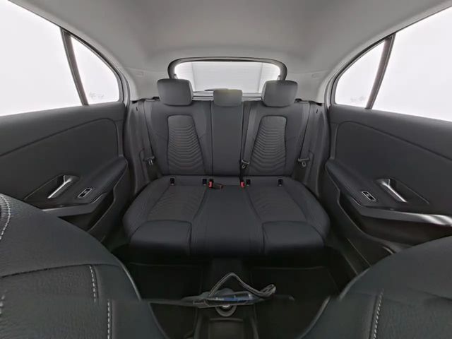 Mercedes-Benz A 200 Progressive