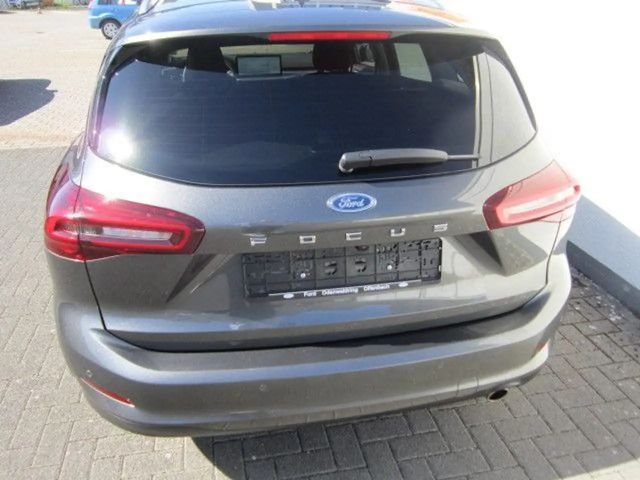 Ford Focus Titanium Wagon