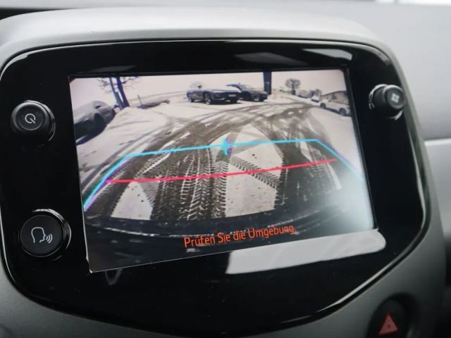 Toyota Aygo X Hatchback Play Team D X-play