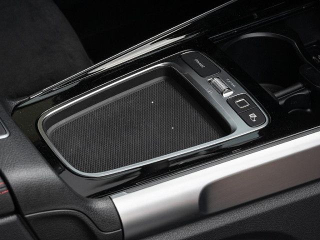 Mercedes-Benz GLB 180 