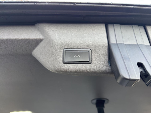 Volkswagen Multivan Lang Style T7