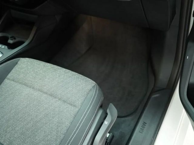 BMW 120 120i 5-deurs Sedan