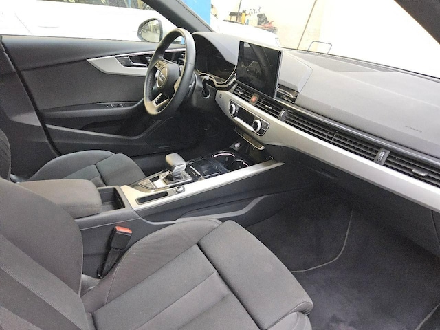 Audi A4 35 TFSI Avant S-Line S-Tronic