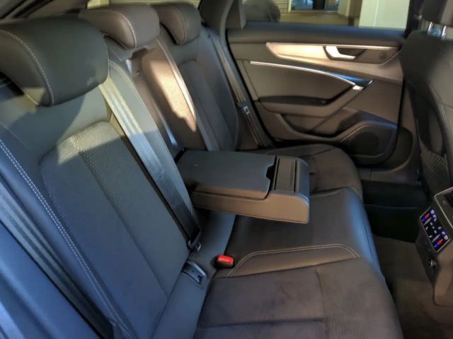 Audi S6 Avant Quattro