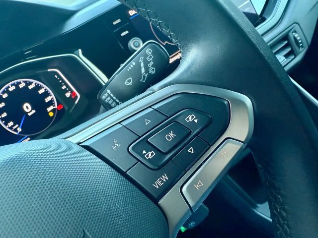 Volkswagen Taigo Life R-Line