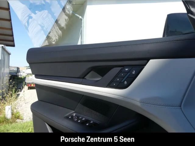 Porsche Taycan 4S Cross Turismo