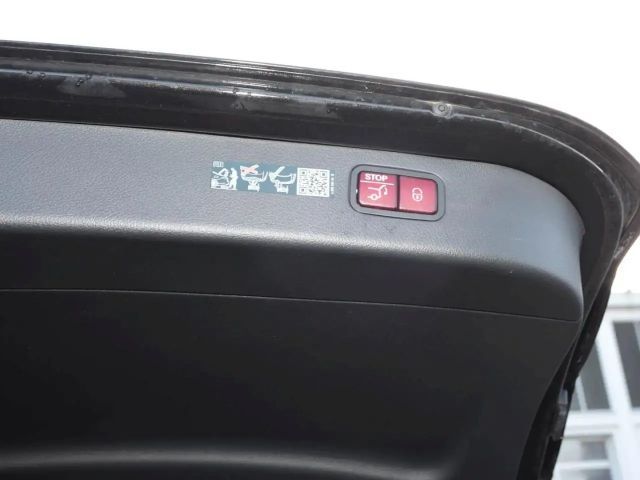 Mercedes-Benz C 200 AVANTGARDE C 200 d Estate