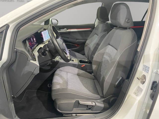 Volkswagen Golf 1.5 TSI Golf VIII Move Variant