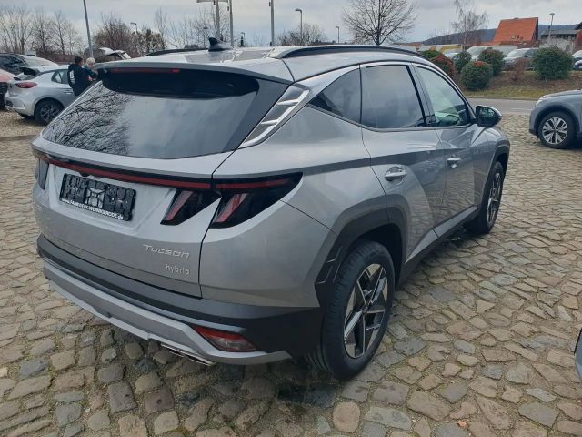 Hyundai Tucson 2WD Hybrid