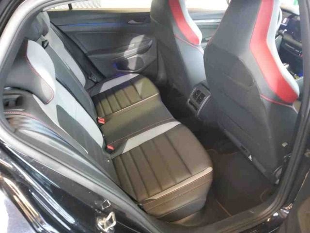 Volkswagen Golf 2.0 TSI GTI