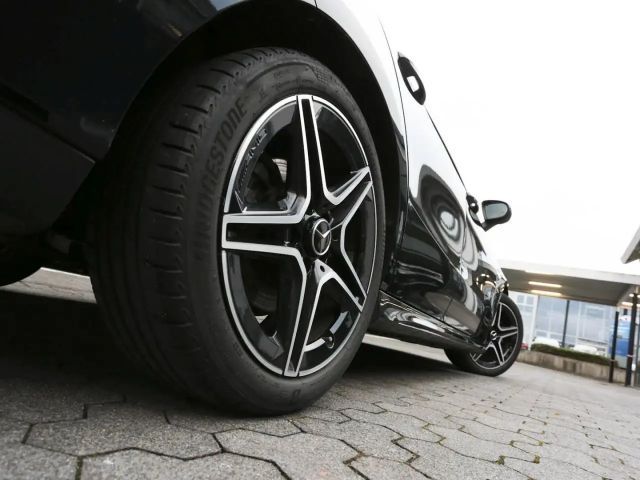 Mercedes-Benz CLA 180 AMG Line Shooting Brake