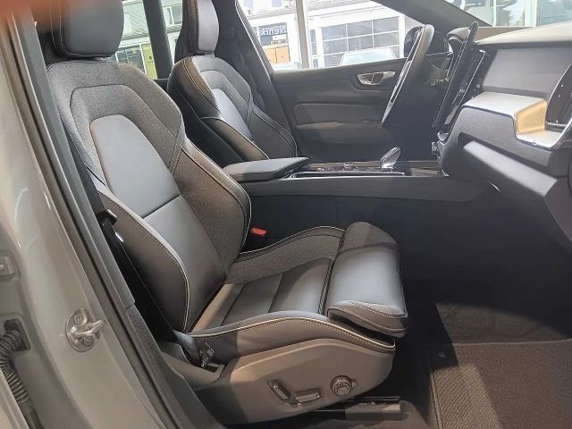 Volvo XC60 AWD Plus T8