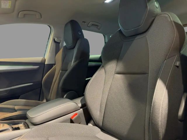 Skoda Karoq 1.5 TSI Selection