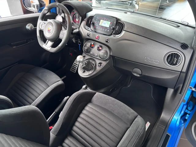 Abarth 695 BEATS NAVI 17"