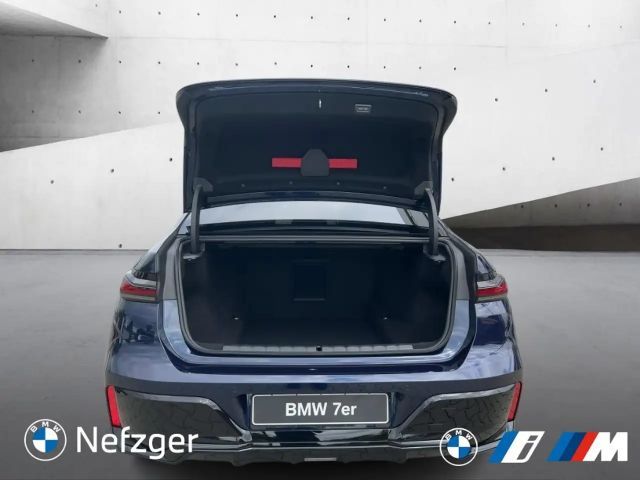 BMW 740 740d M-Sport Sedan xDrive