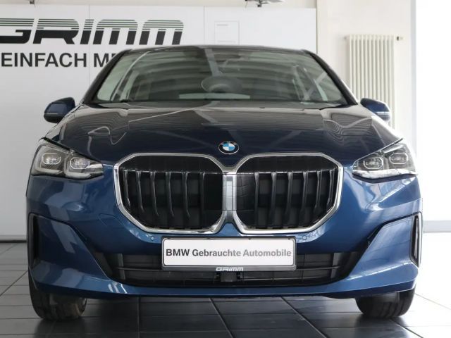 BMW 220 220i Active Tourer