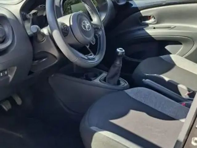 Toyota Aygo X Hatchback Play X-play