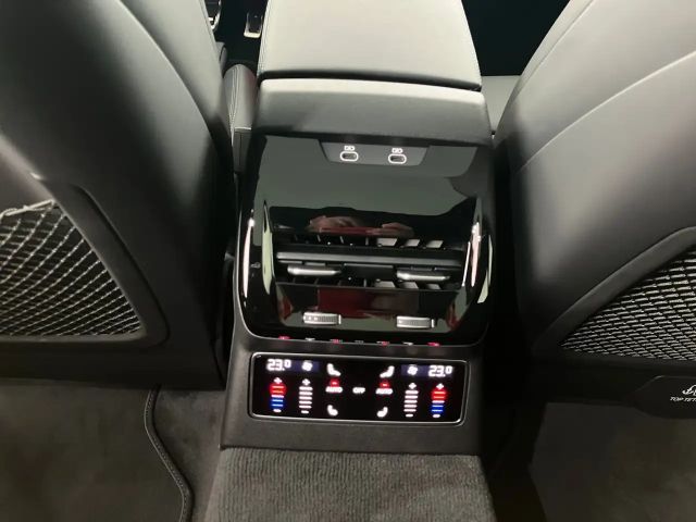 Audi A6 e-tron Quattro