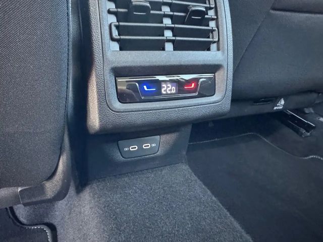 Volkswagen Golf 1.5 TSI Golf VIII Life Variant