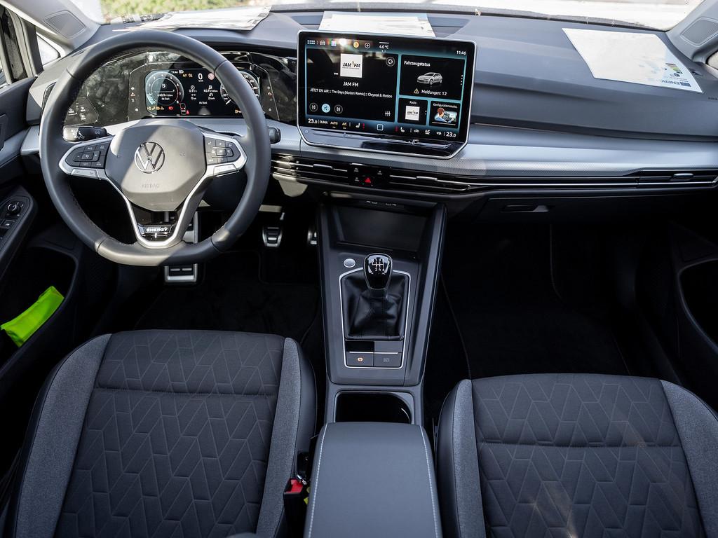 Volkswagen Golf 1.5 TSI Golf VIII