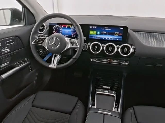 Mercedes-Benz GLA 180 Progressive