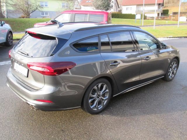 Ford Focus ST Line
