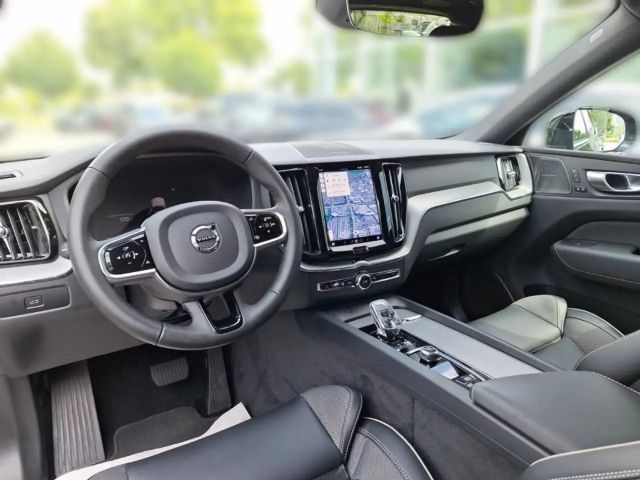 Volvo XC60 Dark Plus