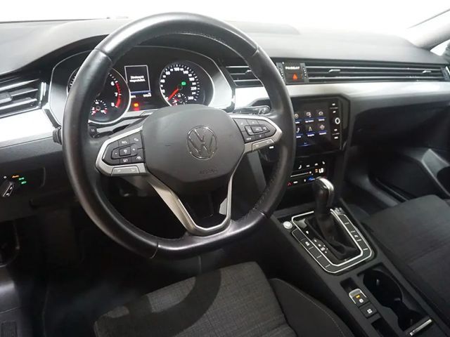 Volkswagen Passat Business DSG