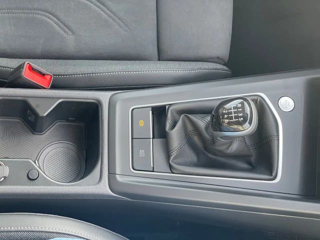 Volkswagen Golf Rabbit TSI