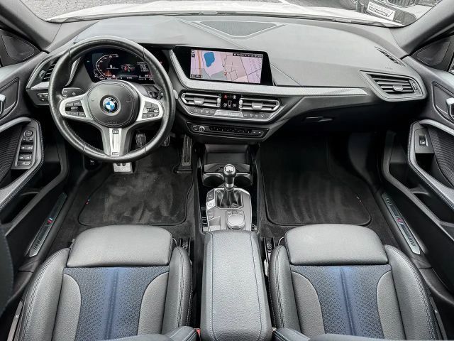 BMW 218 218i Coupé M-Sport