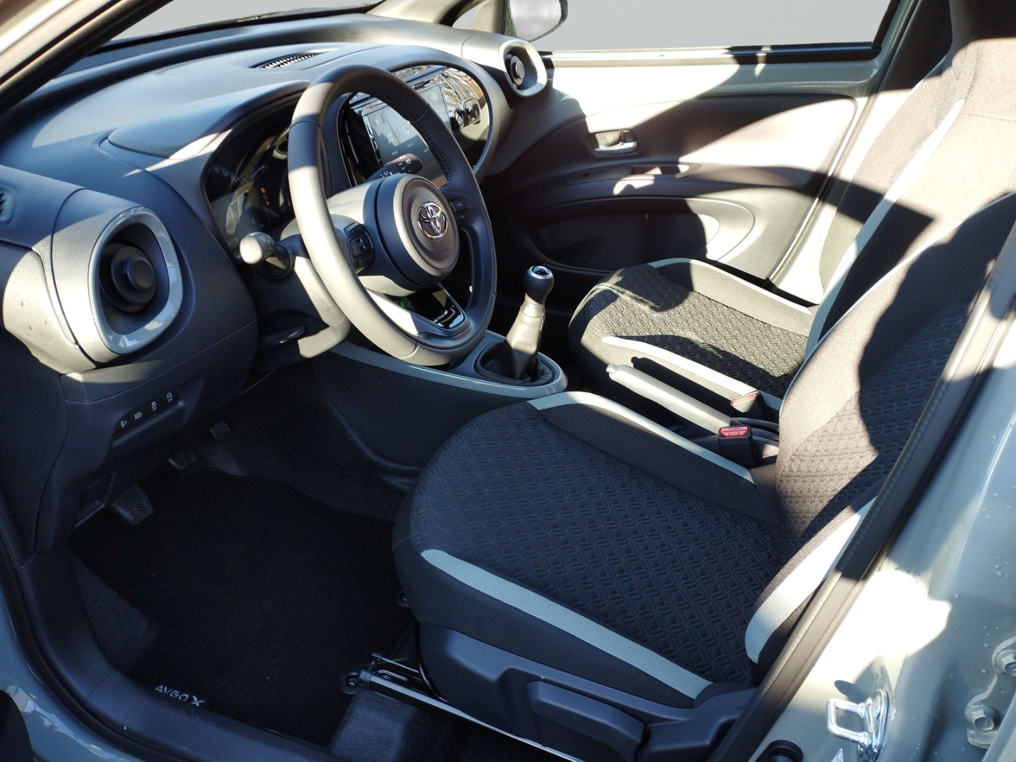 Toyota Aygo X 5-deurs Basis