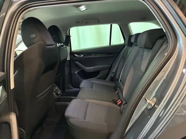 Skoda Octavia Selection