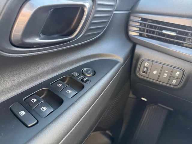 Hyundai i20 AUTOMATIK+NAVI+VOLL-LED+SITZHZG+APPLE/ANDROID