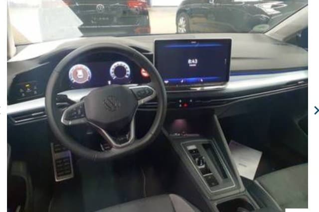 Volkswagen Golf 1.5 eTSI DSG Variant