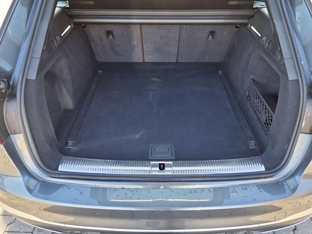 Audi A4 35 TFSI Avant S-Tronic