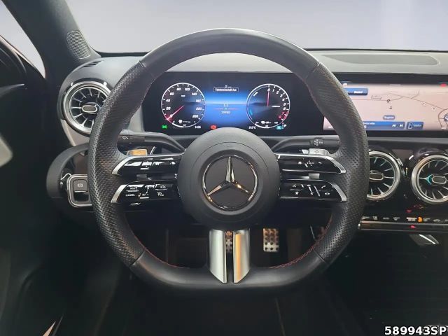 Mercedes-Benz A 250 AMG Line