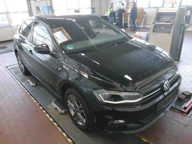 Volkswagen Polo Polo 1.0     CL   BT070 TSIM5F