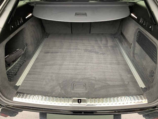 Audi A6 40 TDI Avant S-Line S-Tronic