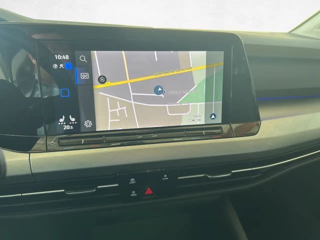 Volkswagen Golf 1.5 eTSI DSG Life Variant