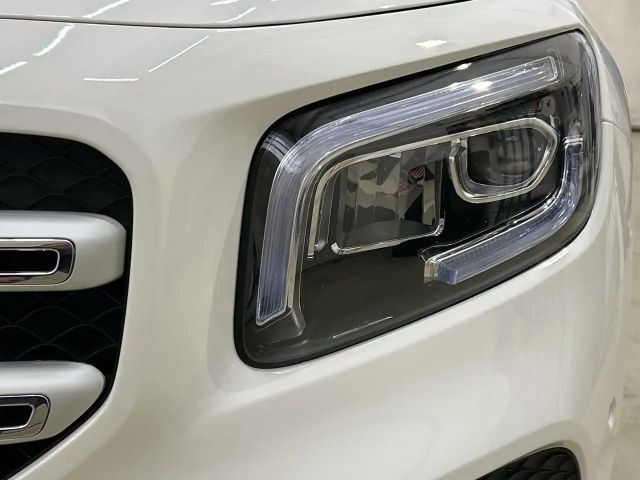 Mercedes-Benz GLB 200 4MATIC GLB 200 d