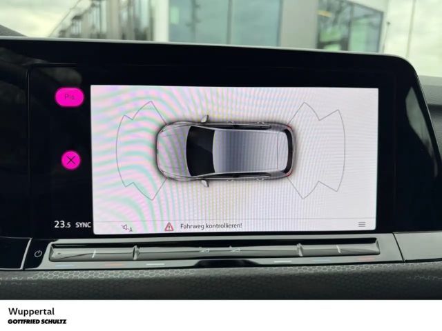 Volkswagen Golf GTI e-Golf