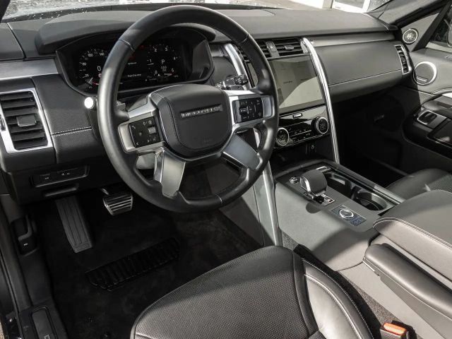 Land Rover Discovery D300 Dynamic HSE