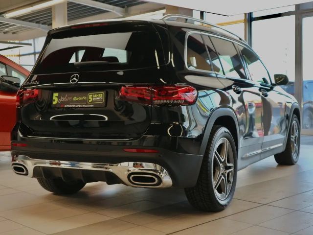 Mercedes-Benz GLB 220 AMG Line GLB 220 d