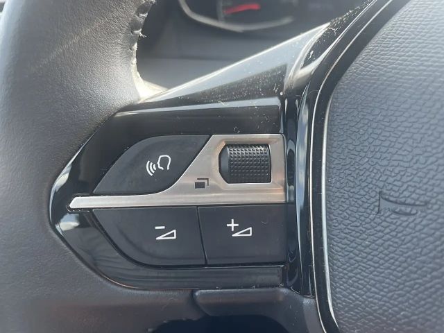 Peugeot 208 PureTech Style